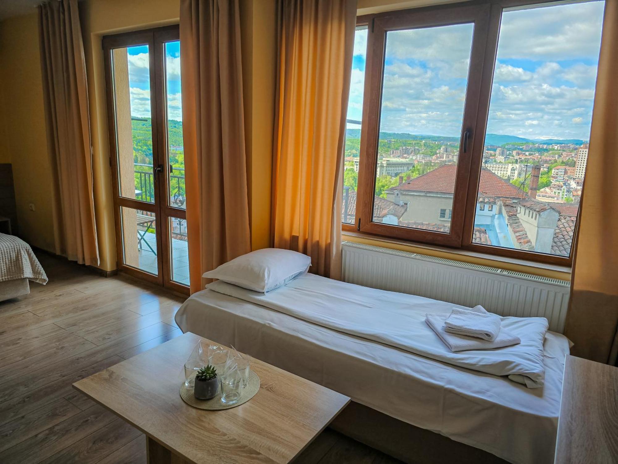 Family Hotel "Slavianska Dusha" Veliko Tarnovo Eksteriør billede